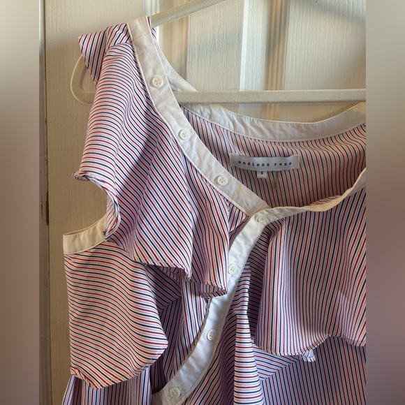 Revolve One Shoulder Top - Picture 8 of 11